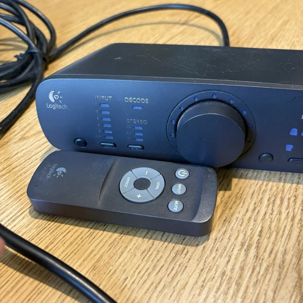 GENUINE Logitech Z906 5.1 Surround Sound Speaker System Control Console, Remote